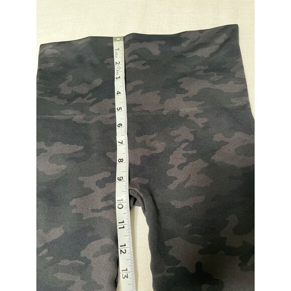 SPANX Look at me now seamless camo leggings size M - Picture 5 of 8